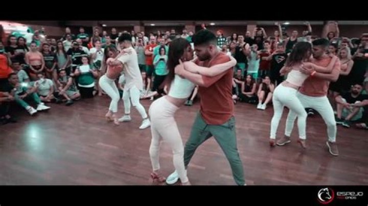 bachata workshop , es una novela " Monchy y Alexandra " / Marco &amp; Sara ft.Grupo Esencia - bachata song for wedding dance