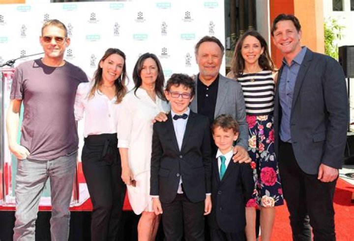 billy crystal family