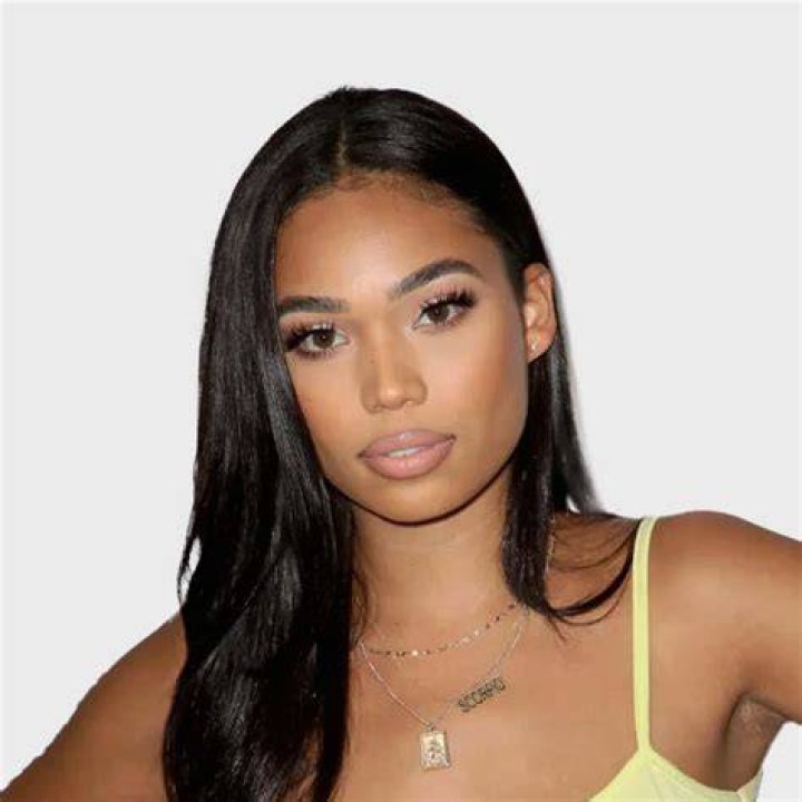 Briana Monique Briana Monique