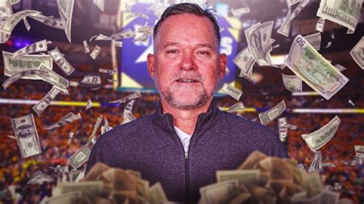 Cliff Lyons Net Worth