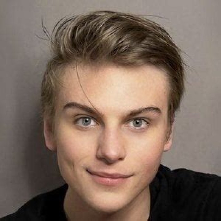 Connor DeWolfe Net Worth