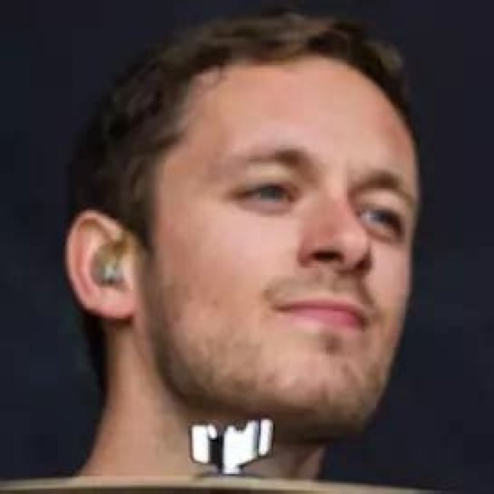 Dan Searle Net Worth