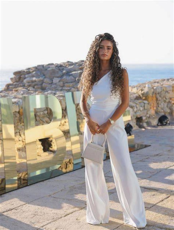 debora gomes personal life