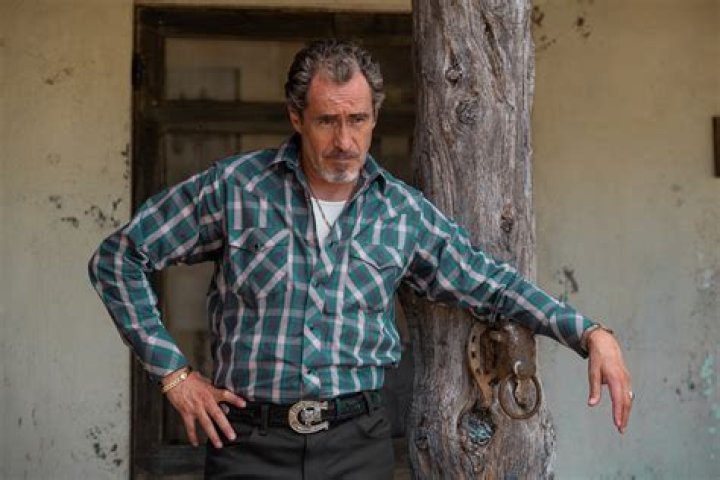 Demi&aacute;n Bichir