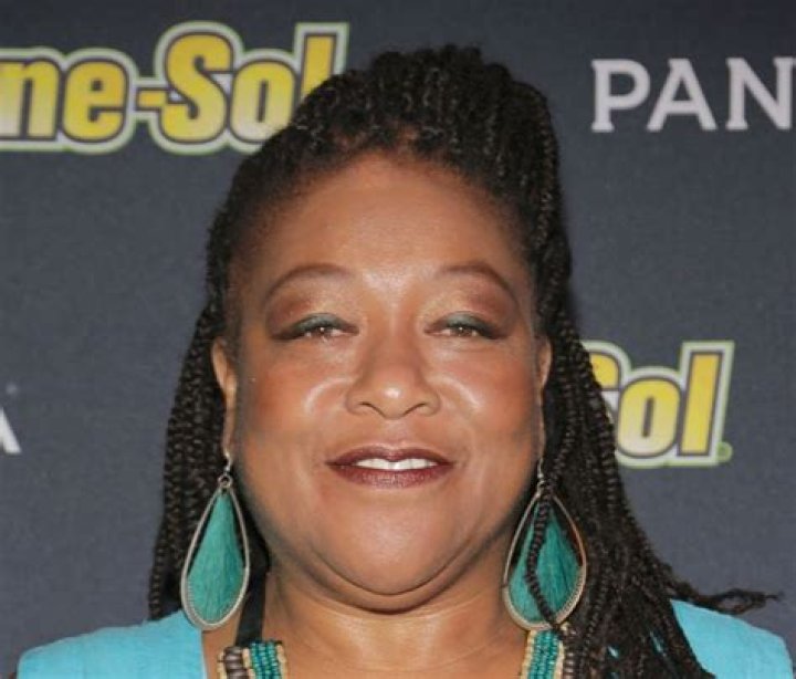Diane Amos Net Worth 2024