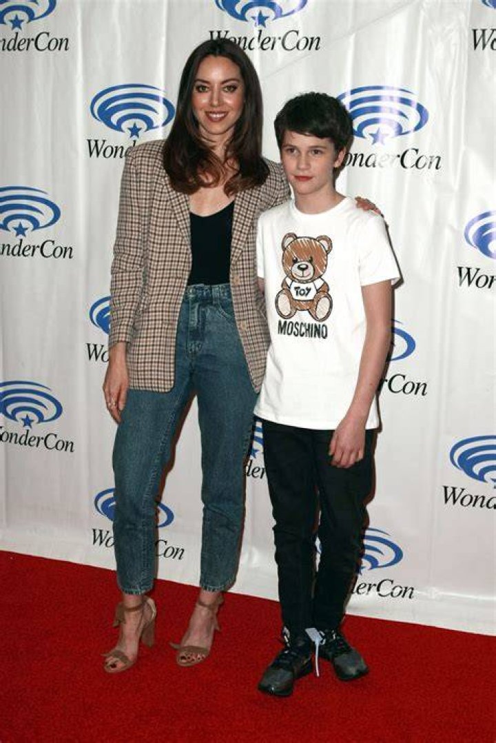 Gabriel Bateman- Wiki, Height, Net Worth, Girlfriend