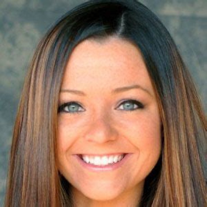 Holly Julian Net Worth