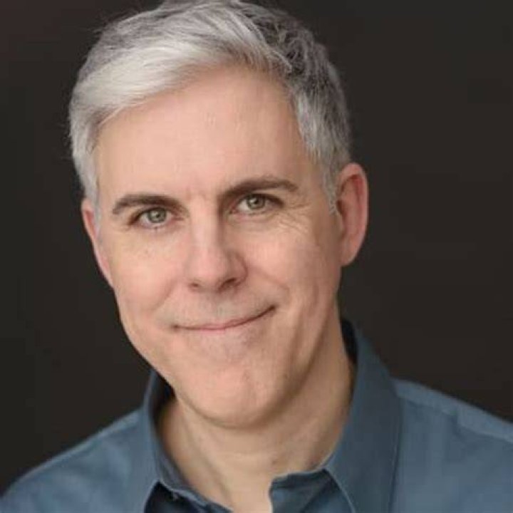 Ian Lithgow Net Worth