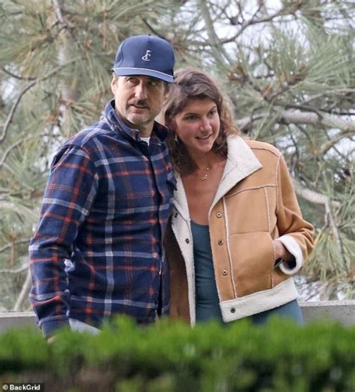 Is Actor Luke Wilson Currently Married?