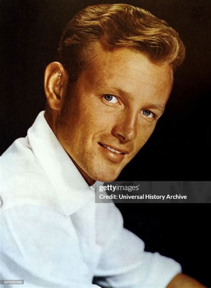 Jacques Sernas