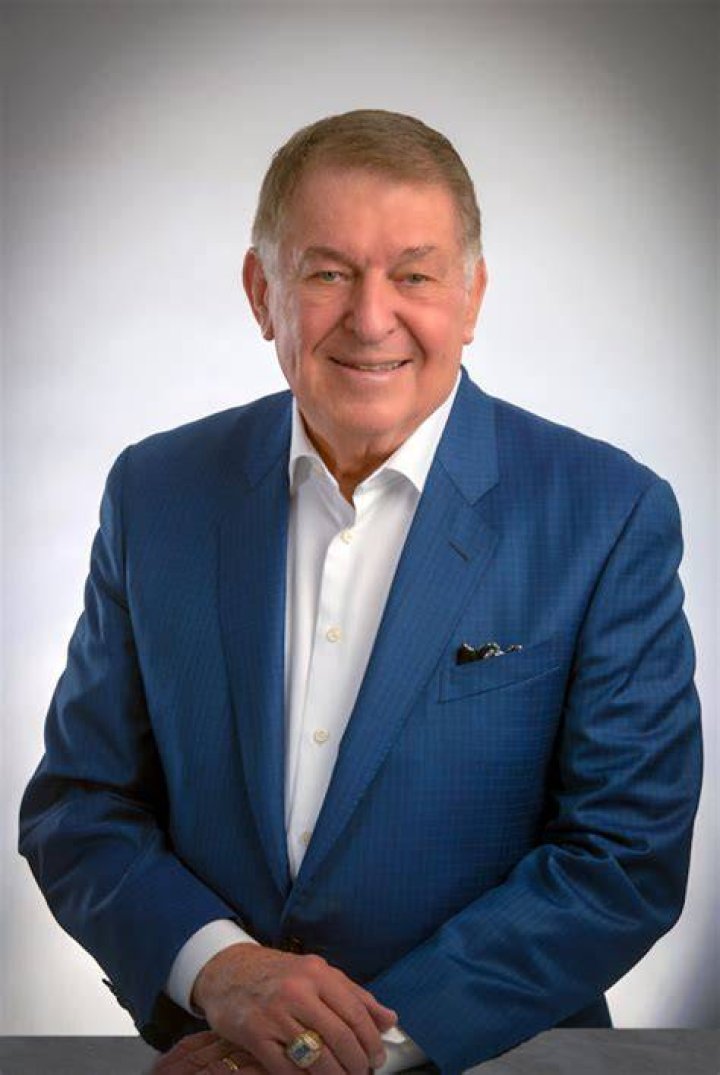 Jerry Colangelo real estate