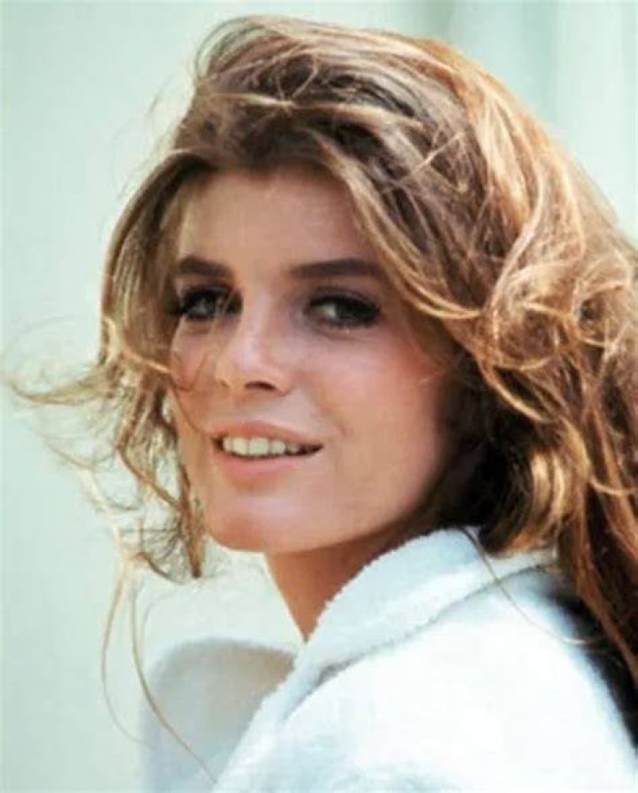 Kate Ross Net Worth