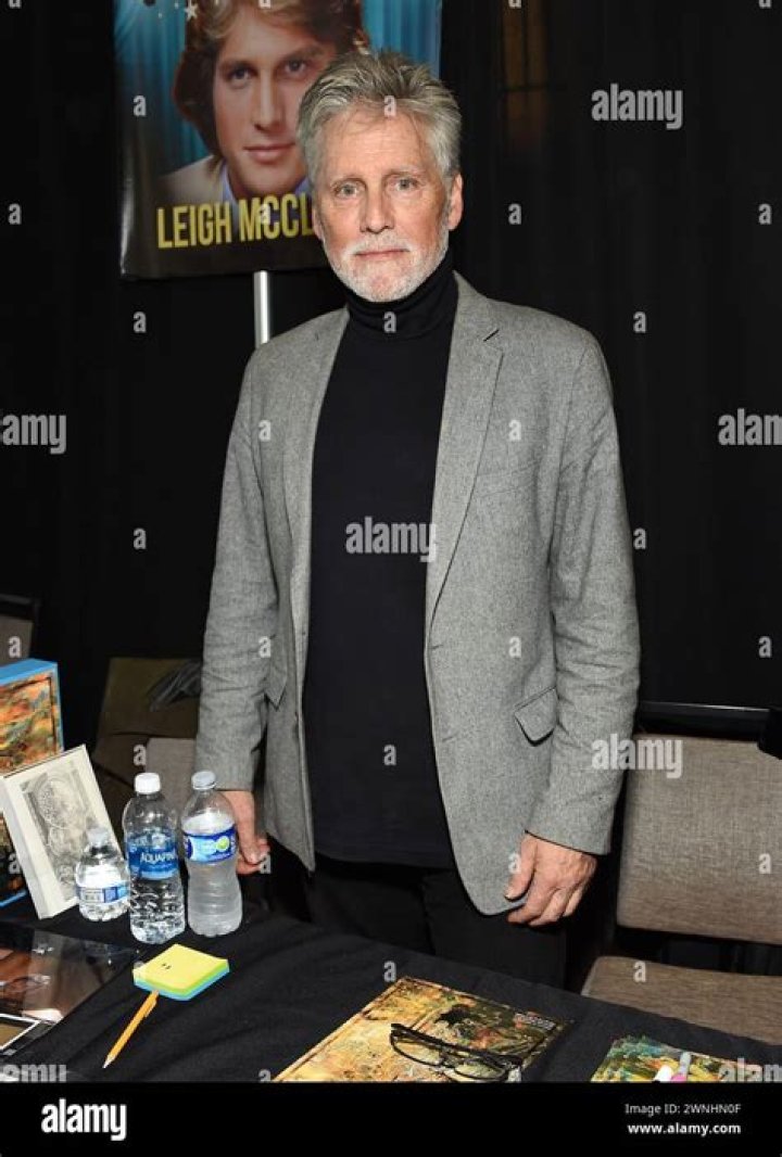 Leigh McCloskey Net Worth 2024