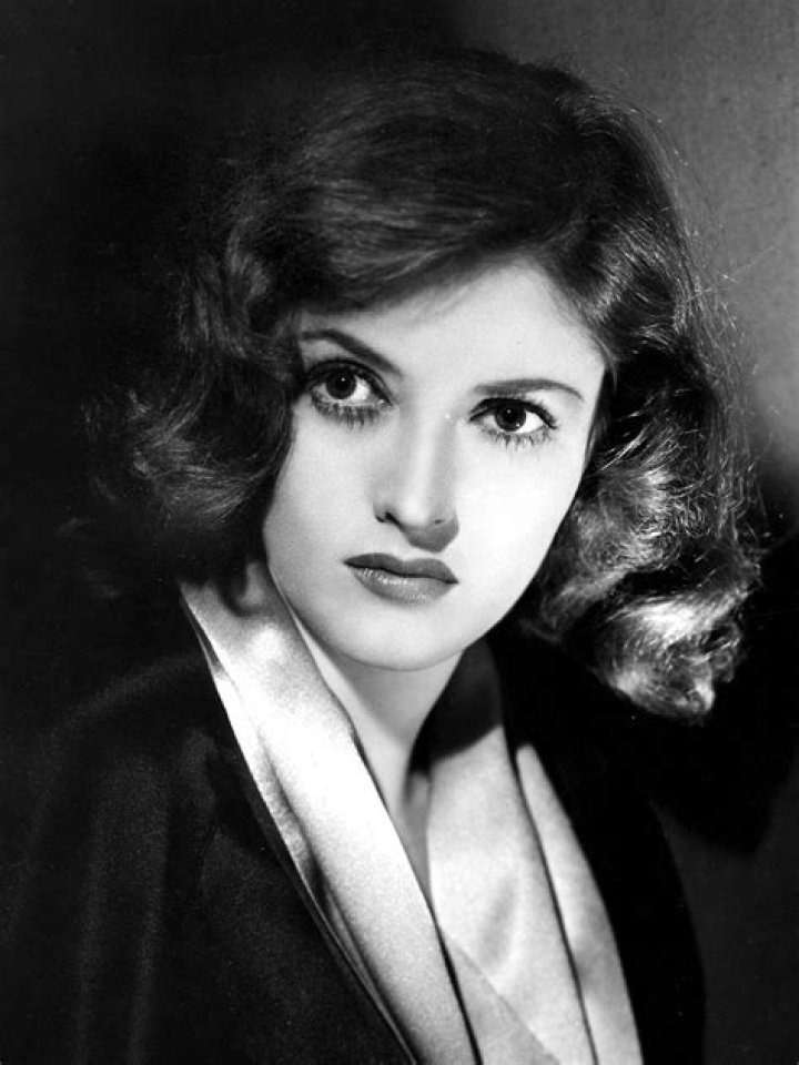 Martha Vickers Net Worth
