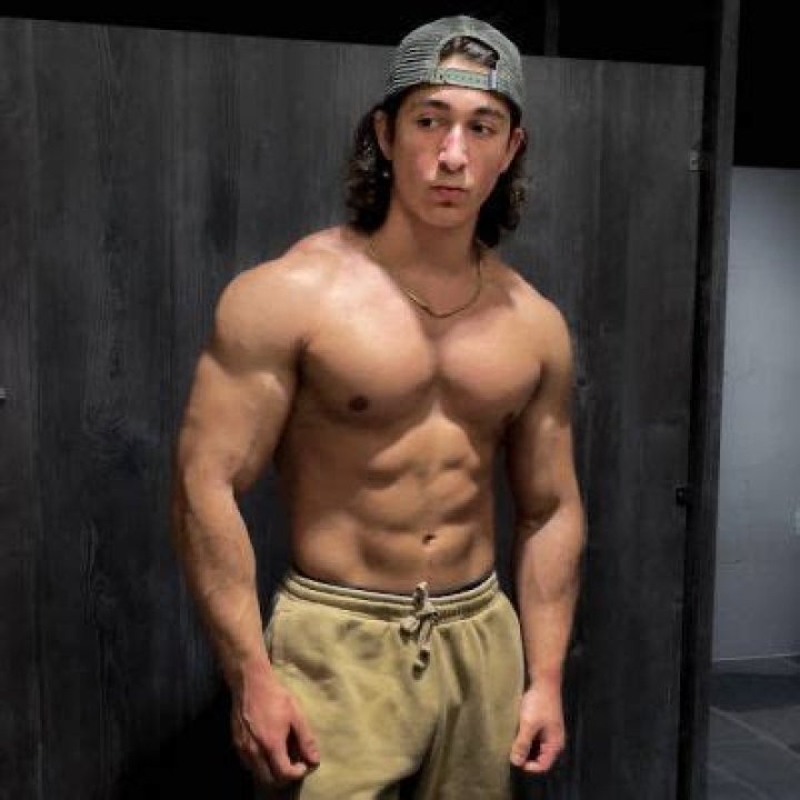  Max Euceda | Bio, Age, Net Worth, Relationship, Career	