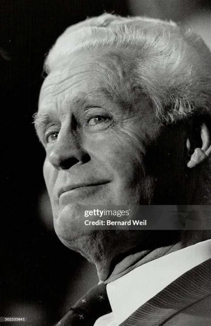 Max Ward