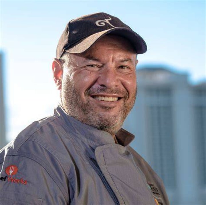 Michael Ginor net worth