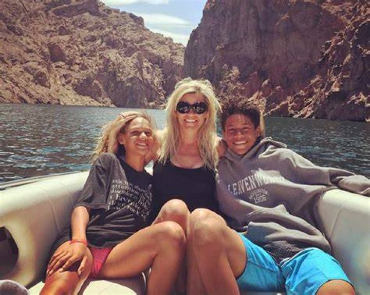 Michelle Moyer children