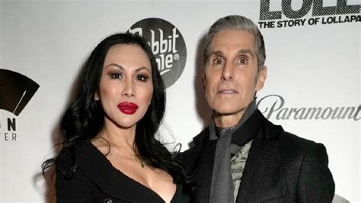 Perry Farrell Net Worth