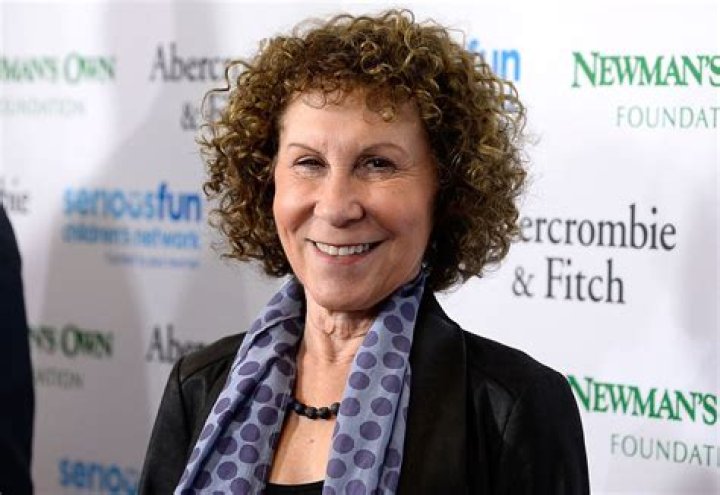 Rhea Perlman net worth