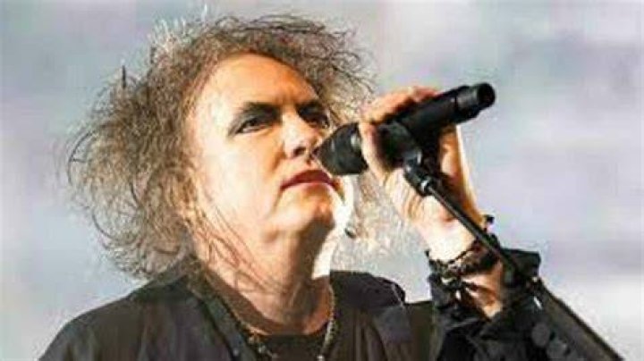 Robert Smith | Bio, Age, Net Worth, Relationship, Career