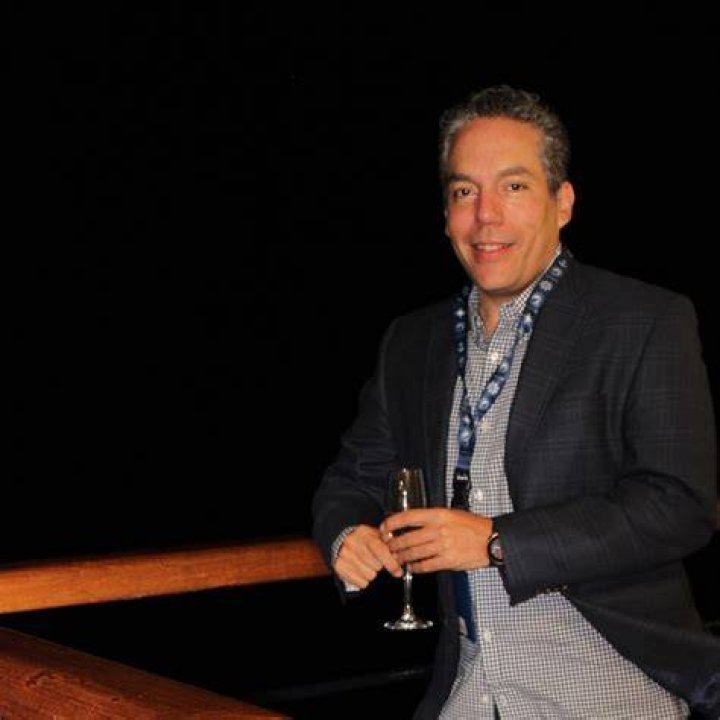 Santiago Alarcón Net Worth