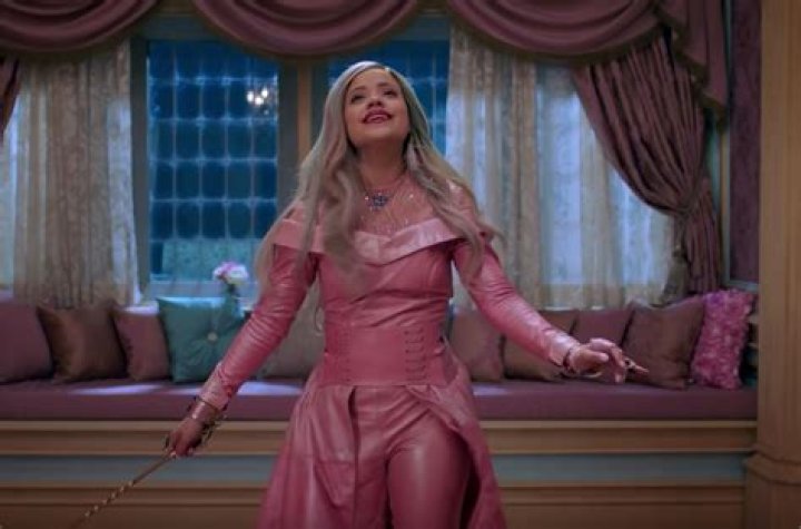 Sarah Jeffery - Queen of Mean (From "Descendants 3"/Sing-Along) - descendants songs playlist 1