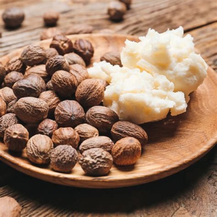 shea butter and shea nuts