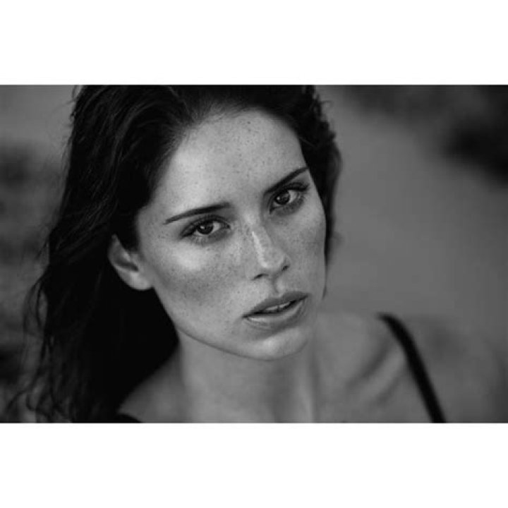 Simone De Kock modeling