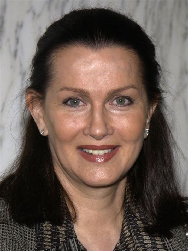 Veronica Hamel Twitter