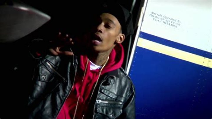 Wiz Khalifa - Plane 4 U (Laugh Now, Fly Later) - songs where wiz khalifa laugh