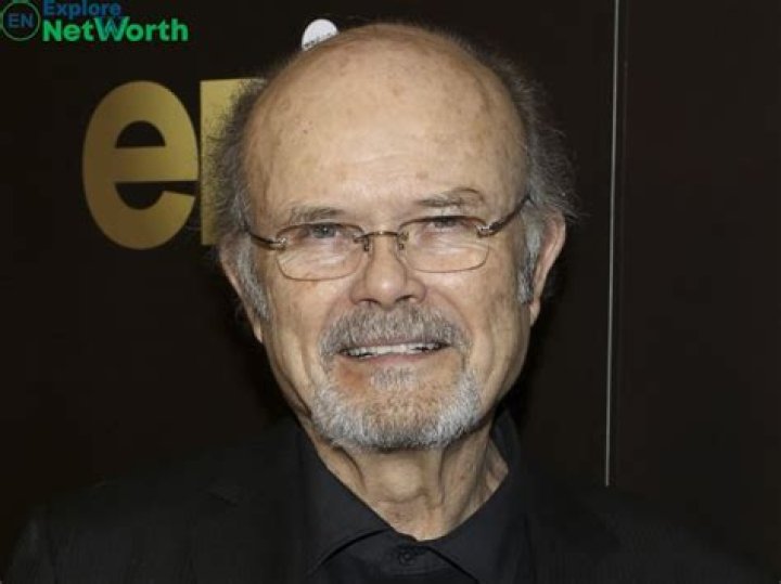 Xavier Roberts Net Worth
